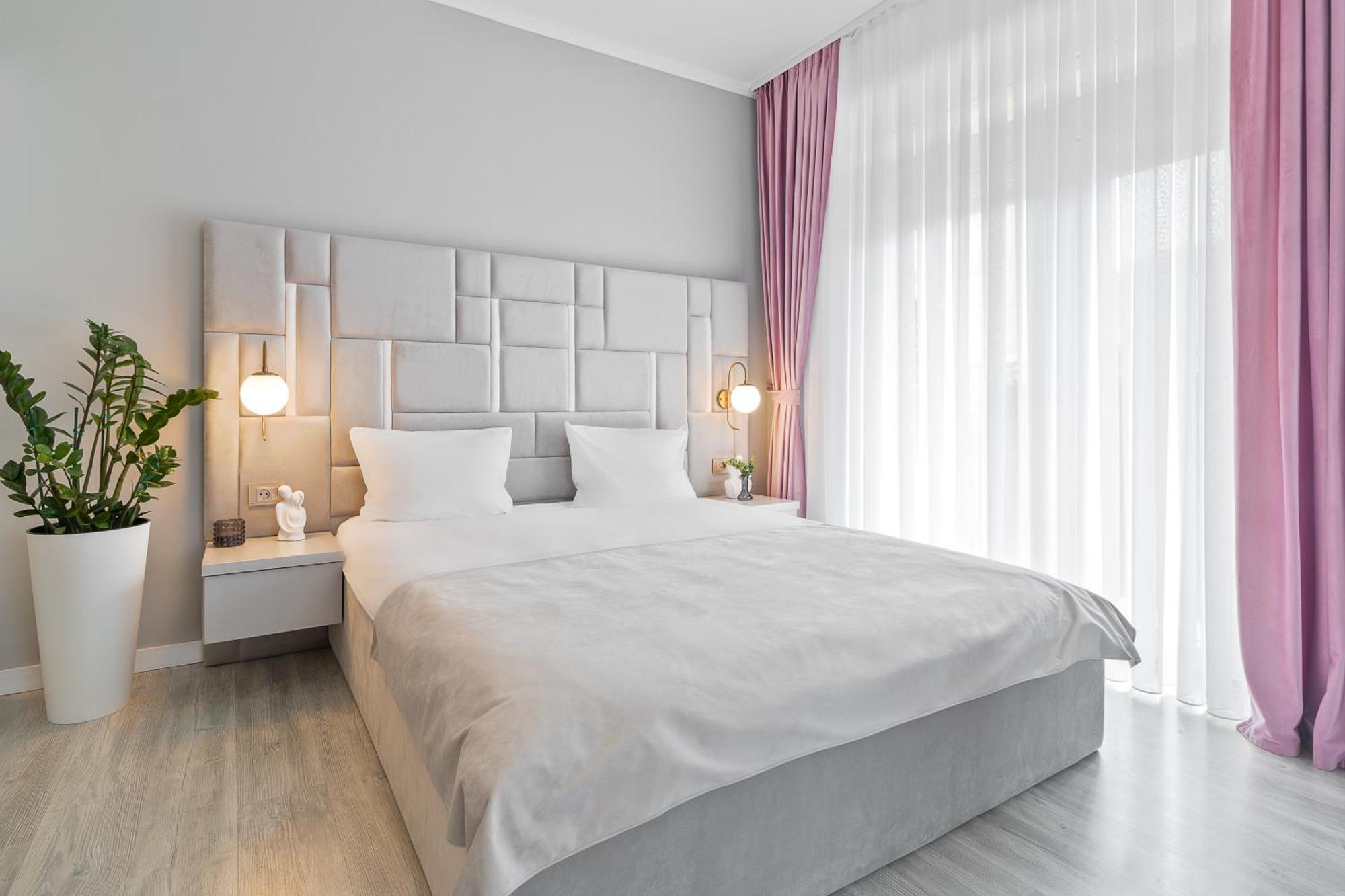 Andreea Studio Oradea Exteriör bild